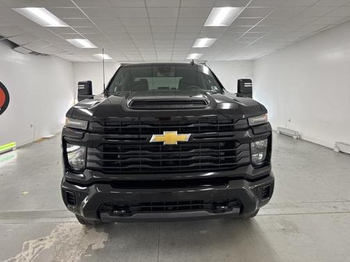 2026 Chevrolet Silverado 2500 Custom