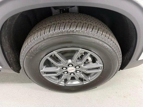 Summit White 2026 GMC Acadia Elevation FWD
