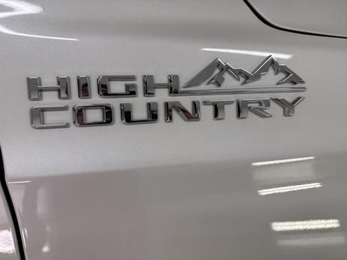 2025 Chevrolet Tahoe 2WD High Country