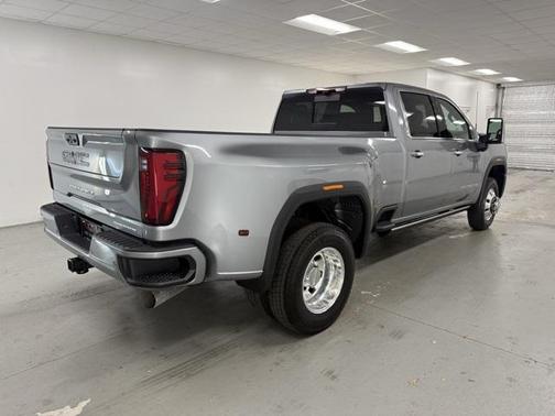 2026 GMC Sierra 3500 Denali