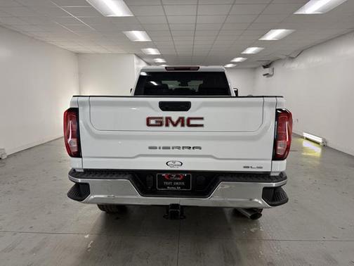 2026 GMC Sierra 2500 SLE
