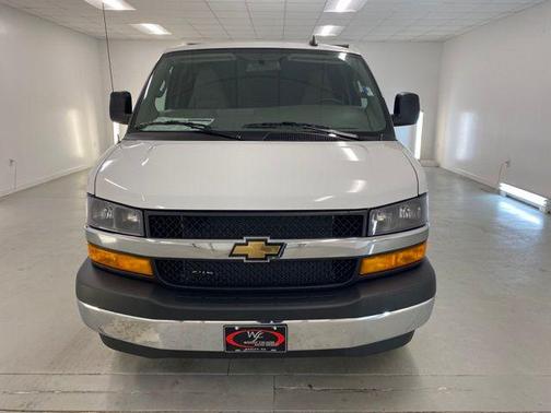 2025 Chevrolet Express 2500 RWD 2500 Regular Wheelbase WT