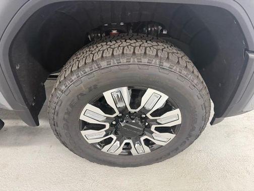 Sterling Metallic 2026 GMC Sierra 2500 Denali