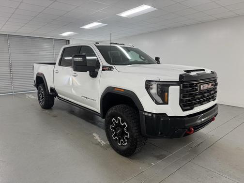 2025 GMC Sierra 2500 AT4