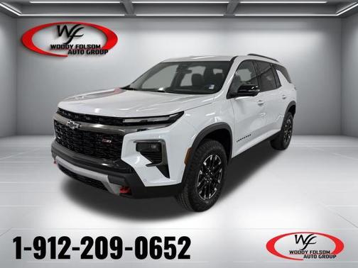 Polar White Tricoat 2026 Chevrolet Traverse AWD Z71