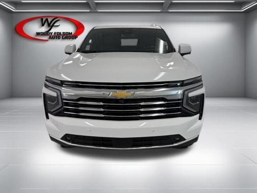 2025 Chevrolet Suburban LT