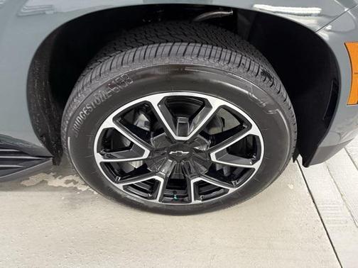 2025 Chevrolet Tahoe 2WD RST
