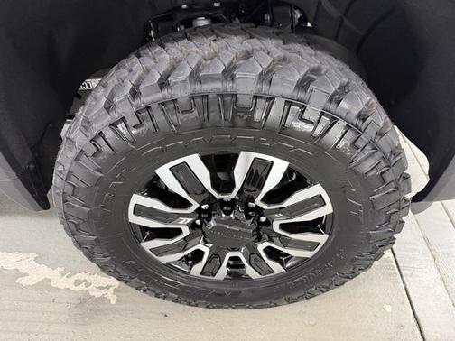 2025 GMC Sierra 2500 Denali Ultimate