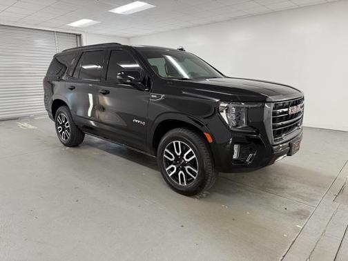 2023 GMC Yukon 4WD AT4
