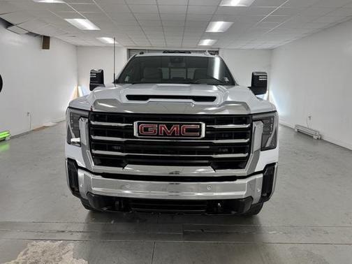 2026 GMC Sierra 2500 SLT