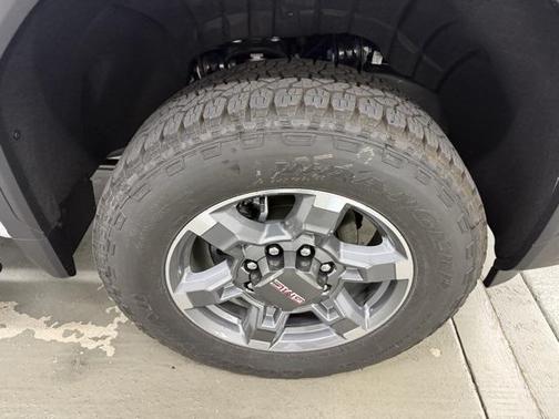 2026 GMC Sierra 2500 SLT