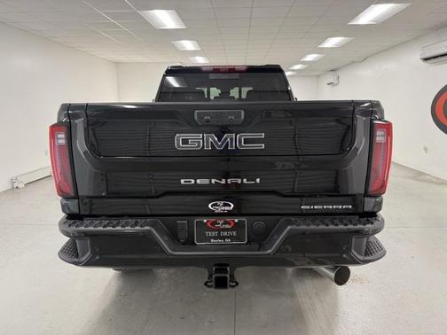2025 GMC Sierra 2500 Denali Ultimate