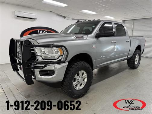 2020 RAM 2500 Big Horn Crew Cab 4X4 6'4' Box