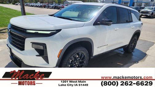 Summit White 2024 Chevrolet Traverse LT