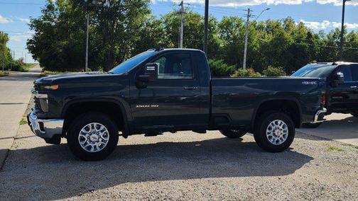 2026 Chevrolet Silverado 3500 LT