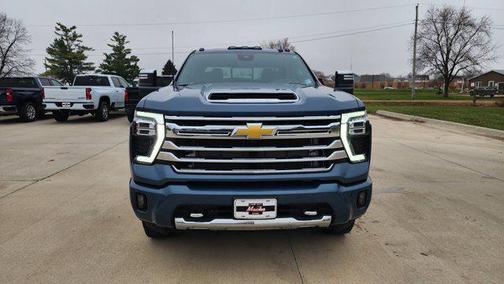 2025 Chevrolet Silverado 3500 High Country