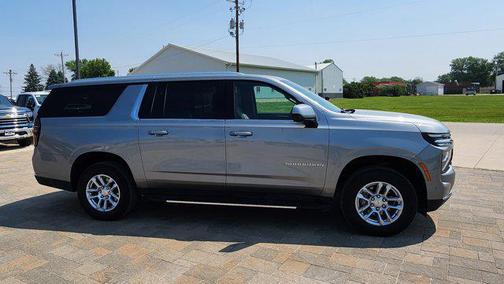 2025 Chevrolet Suburban LS