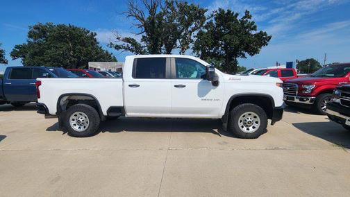 2023 Chevrolet Silverado 3500 WT