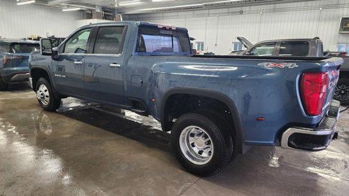 2024 Chevrolet Silverado 3500 LTZ
