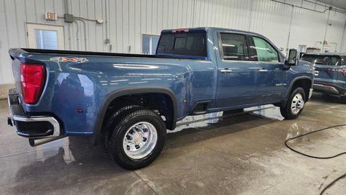 2024 Chevrolet Silverado 3500 LTZ
