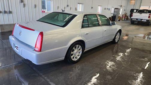 2007 Cadillac DTS Luxury
