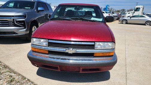 Dark Cherry Red (Met) 1998 Chevrolet S-10 Base