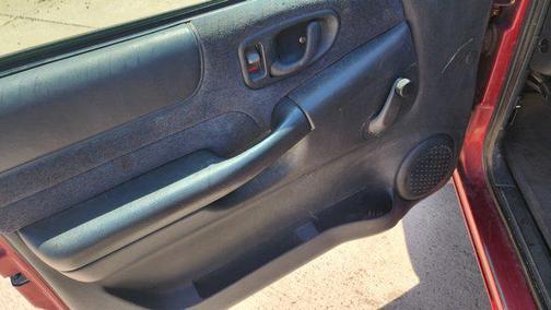 Dark Cherry Red (Met) 1998 Chevrolet S-10 Base