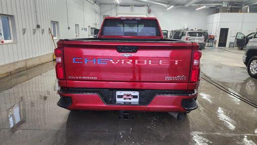 2025 Chevrolet Silverado 3500 High Country