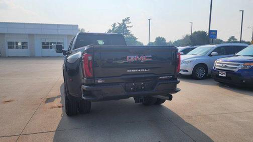 2024 GMC Sierra 3500 Denali