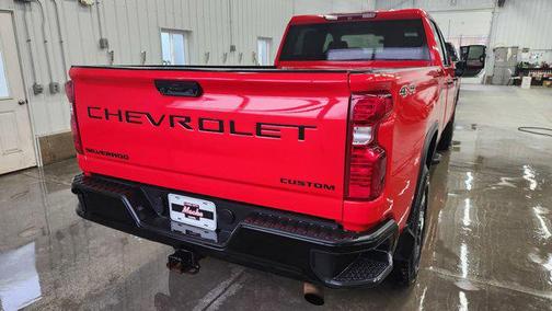 2022 Chevrolet Silverado 2500 Custom