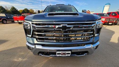 2025 Chevrolet Silverado 3500 LTZ
