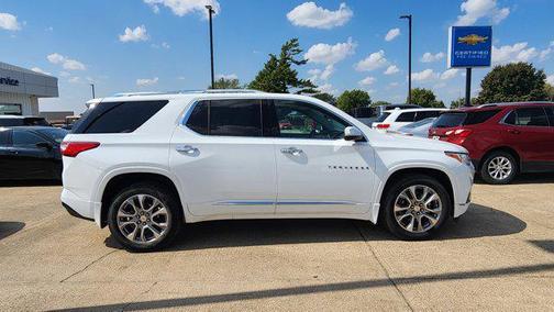 2021 Chevrolet Traverse Premier