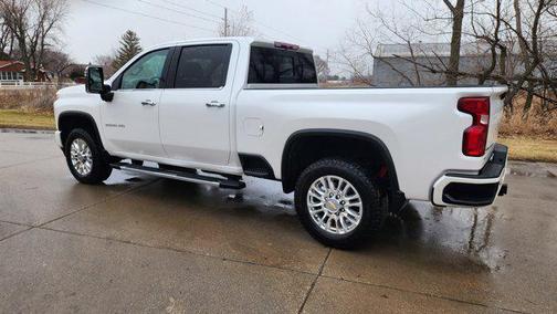 2022 Chevrolet Silverado 2500 High Country