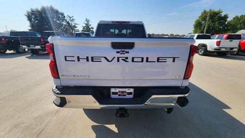 2024 Chevrolet Silverado 3500 LTZ