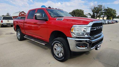 2023 RAM 2500 Tradesman Crew Cab 4x4 6'4' Box