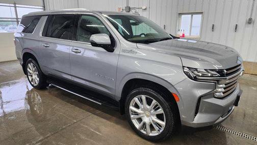 2023 Chevrolet Suburban 4WD High Country