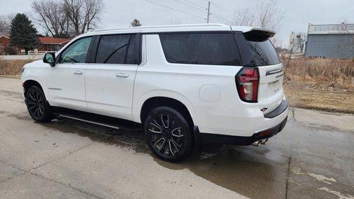 2024 Chevrolet Suburban Premier
