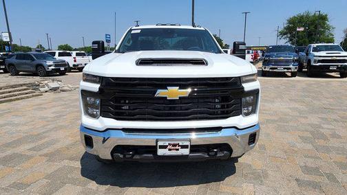2025 Chevrolet Silverado 3500 WT
