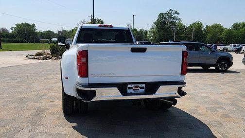2025 Chevrolet Silverado 3500 WT