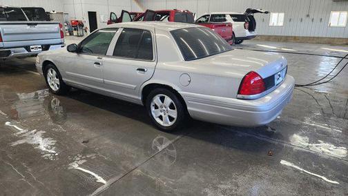 2011 Ford Crown Victoria LX