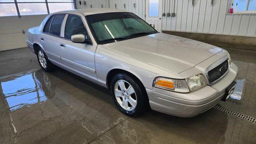 2011 Ford Crown Victoria LX