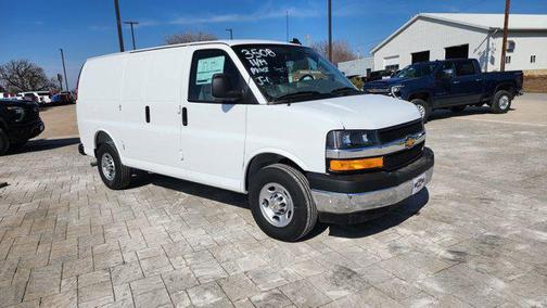 2025 Chevrolet Express 2500 RWD 2500 Regular Wheelbase WT