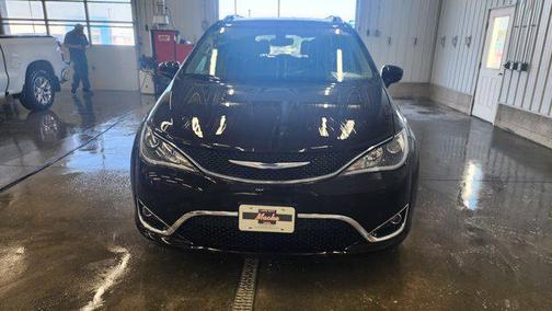 2018 Chrysler Pacifica Touring-L
