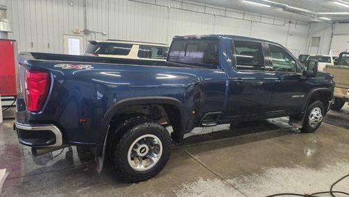 2022 Chevrolet Silverado 3500 LT