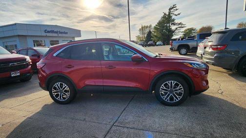 2020 Ford Escape SEL