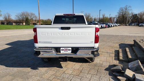 2025 Chevrolet Silverado 3500 LT