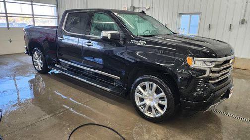 2022 Chevrolet Silverado 1500 High Country