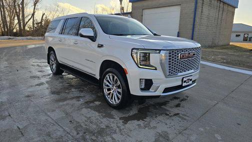 2023 GMC Yukon XL Denali