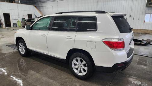 2012 Toyota Highlander SE