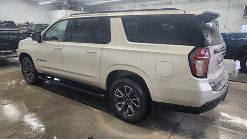 2021 Chevrolet Suburban 4WD Z71